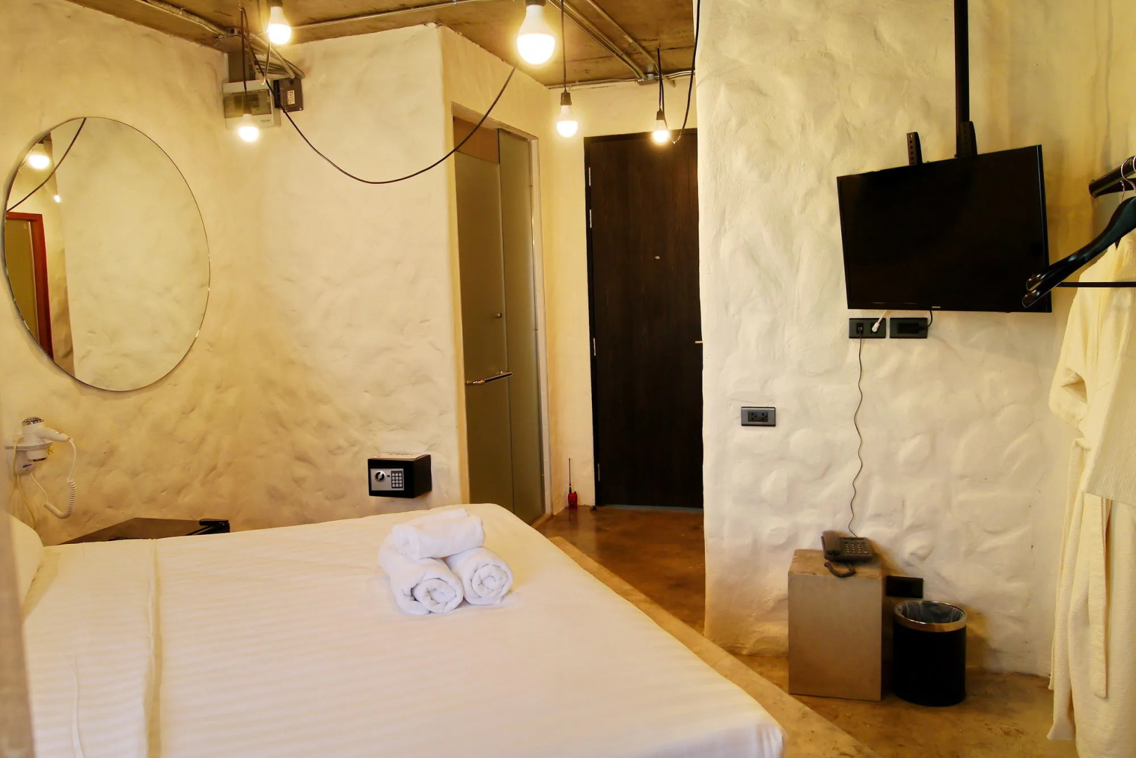 Photo - WE Terminal Hotel