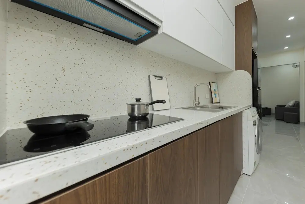 Photo - Townhouse Oak West Lake Apartment