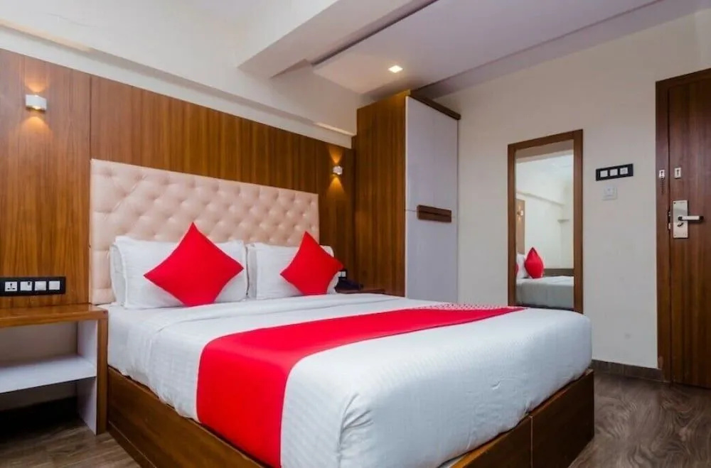 Photo - Hotel Qubestay Airport