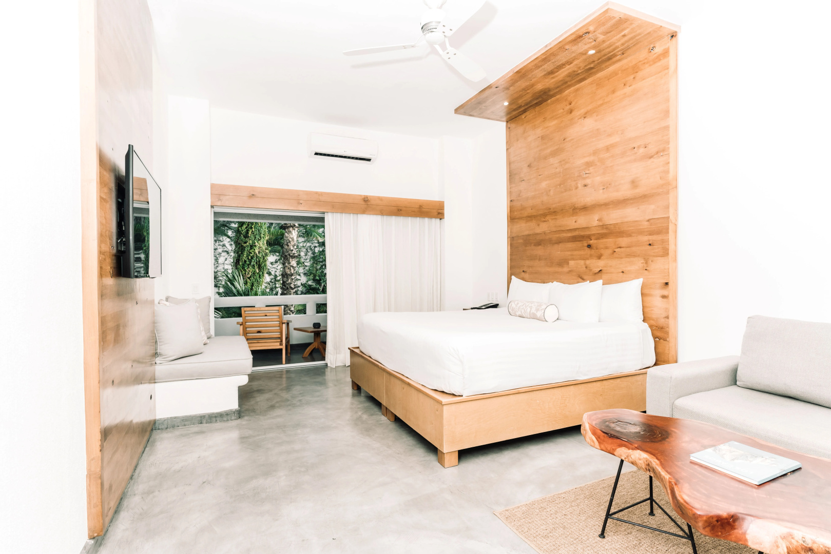Photo - Bahia Hotel & Beach House