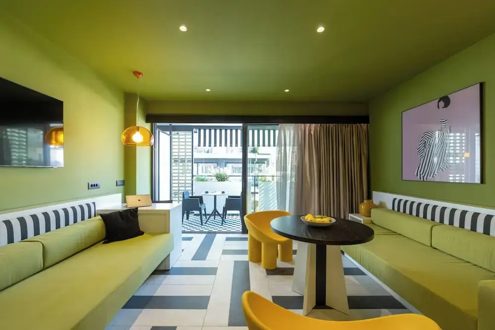 Foto - The Pal Living in a Concept