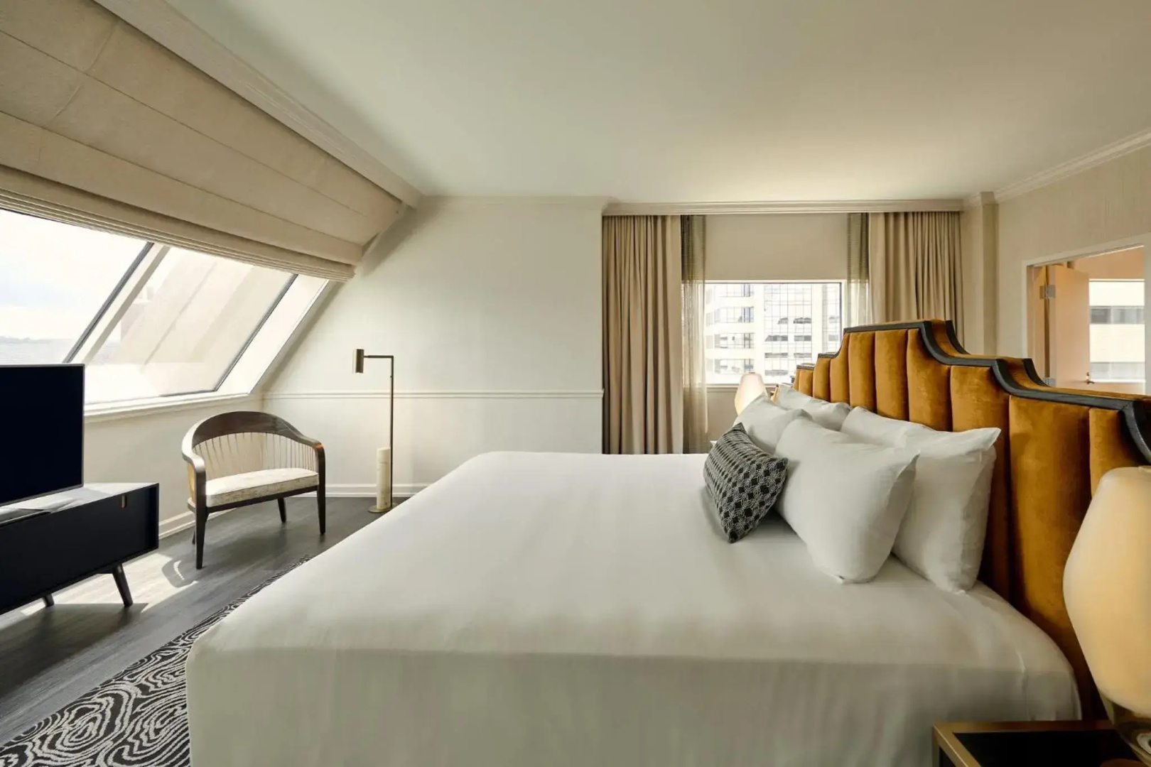 Photo - Loews Nashville Hotel at Vanderbilt Plaza