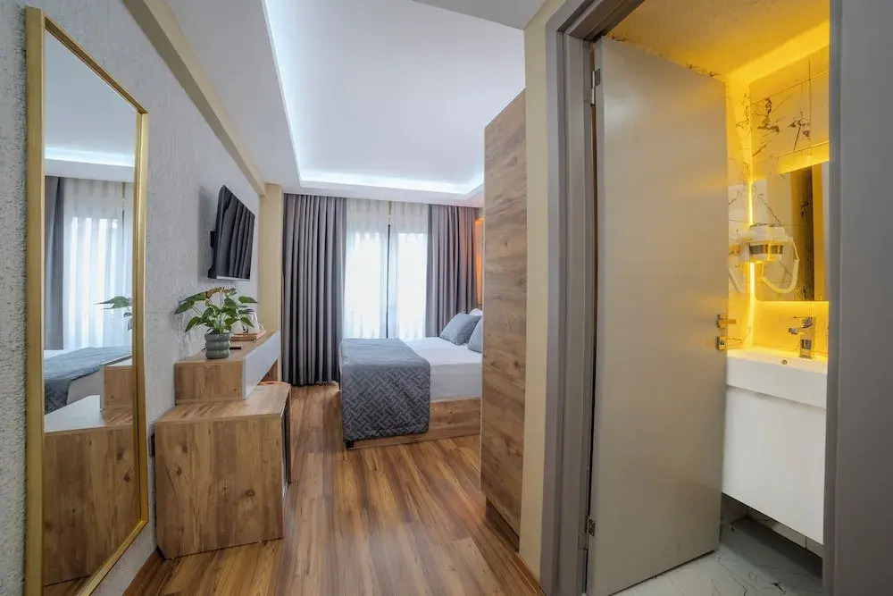 Photo - Özer Palace Hotel