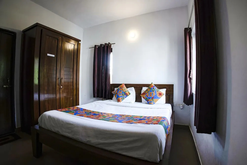 Fabhotel Comfort Stays