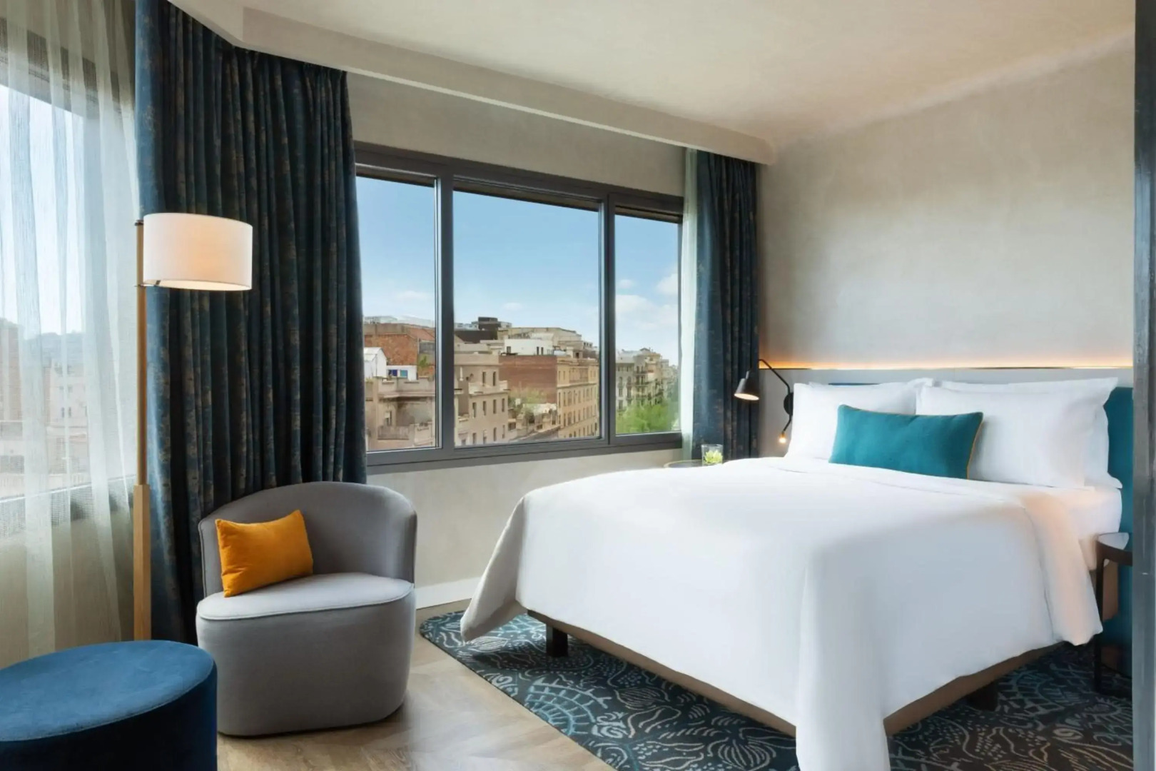 Photo - Renaissance Barcelona Hotel
