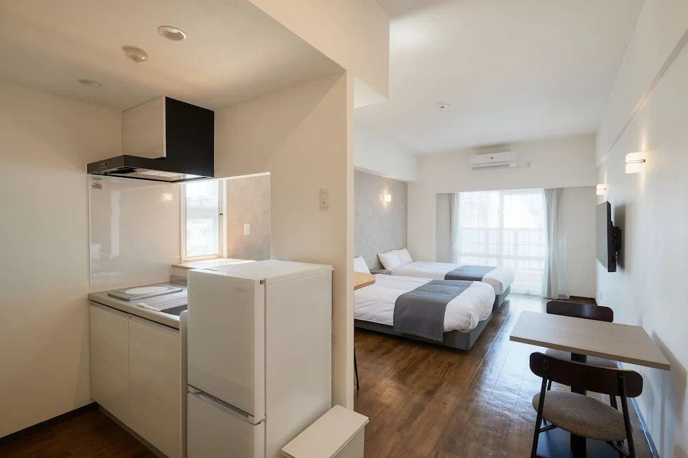 Foto - New Normal Hotel in NAMINOUE ニューノーマルホテルイン波の上