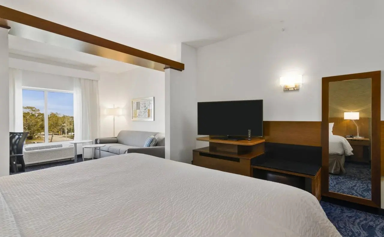 Photo - Fairfield Inn & Suites by Marriott St Petersburg North