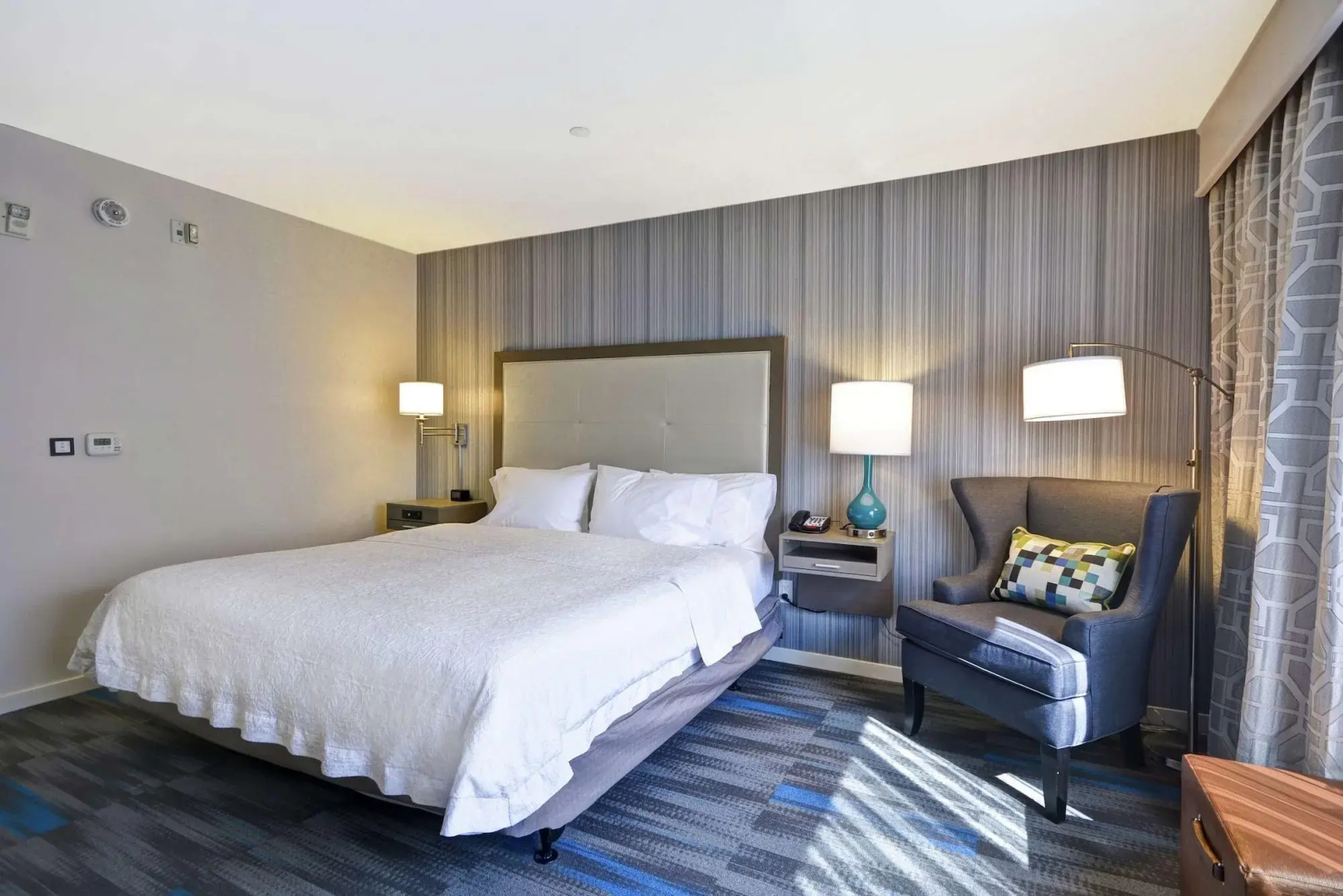 Photo - Hampton Inn & Suites Los Angeles Burbank Airport