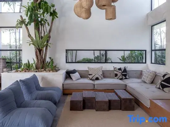 Photo - Villa Nonnavana - 12-minute walk to Batu Bolong Beach