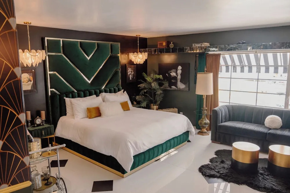 Photo - The Velvet Rope PS