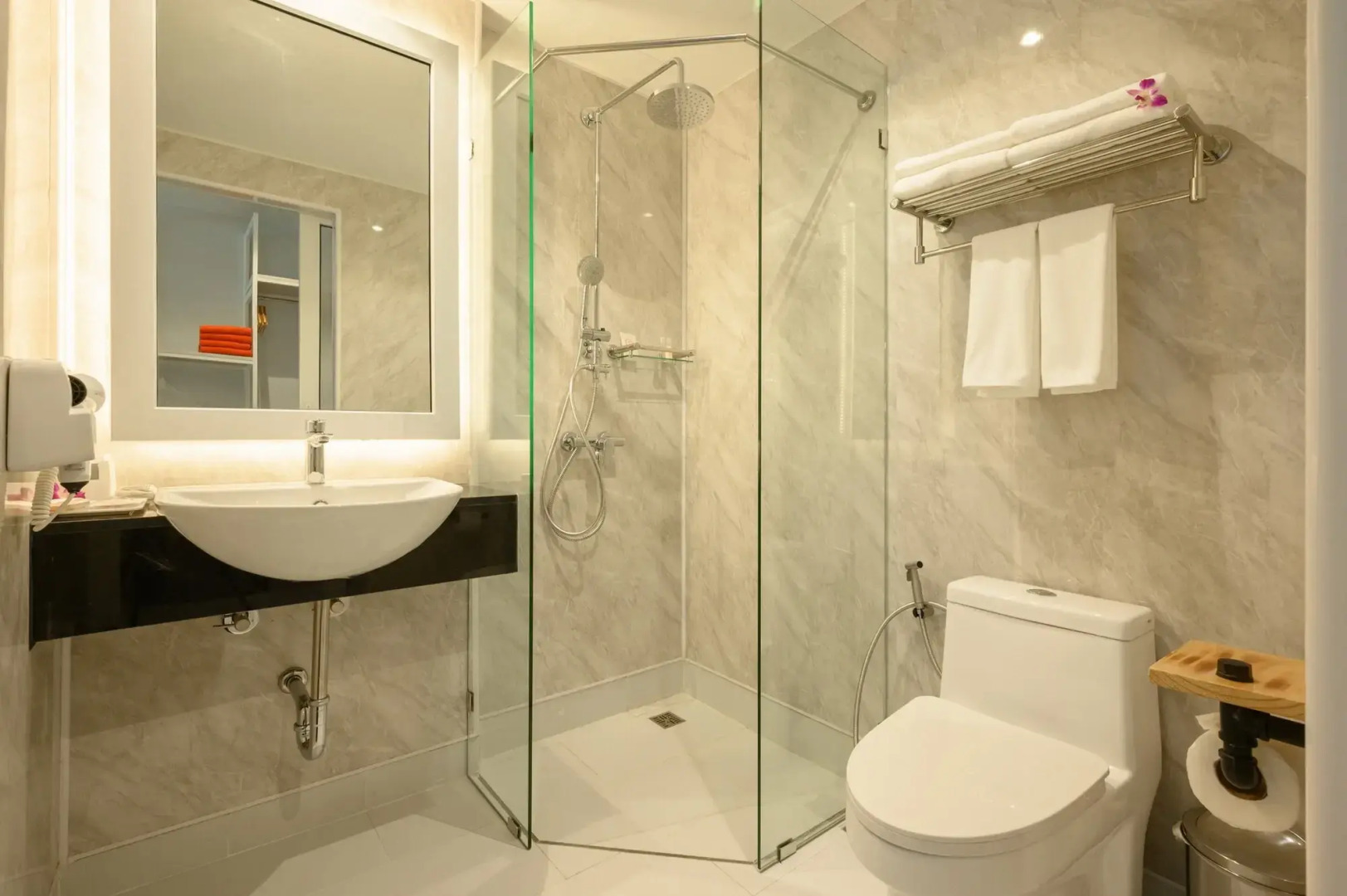 Foto - Tour De Phuket Hotel - SHA Plus