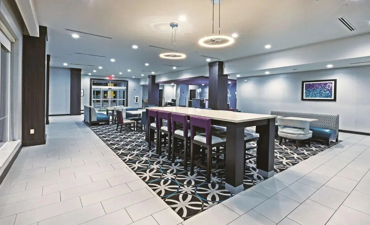 Foto - Comfort Inn & Suites