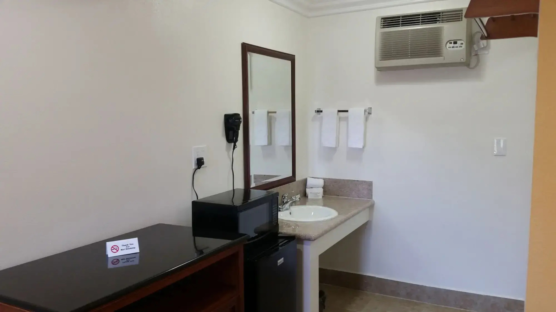 Photo - Kona Inn Motel Anaheim