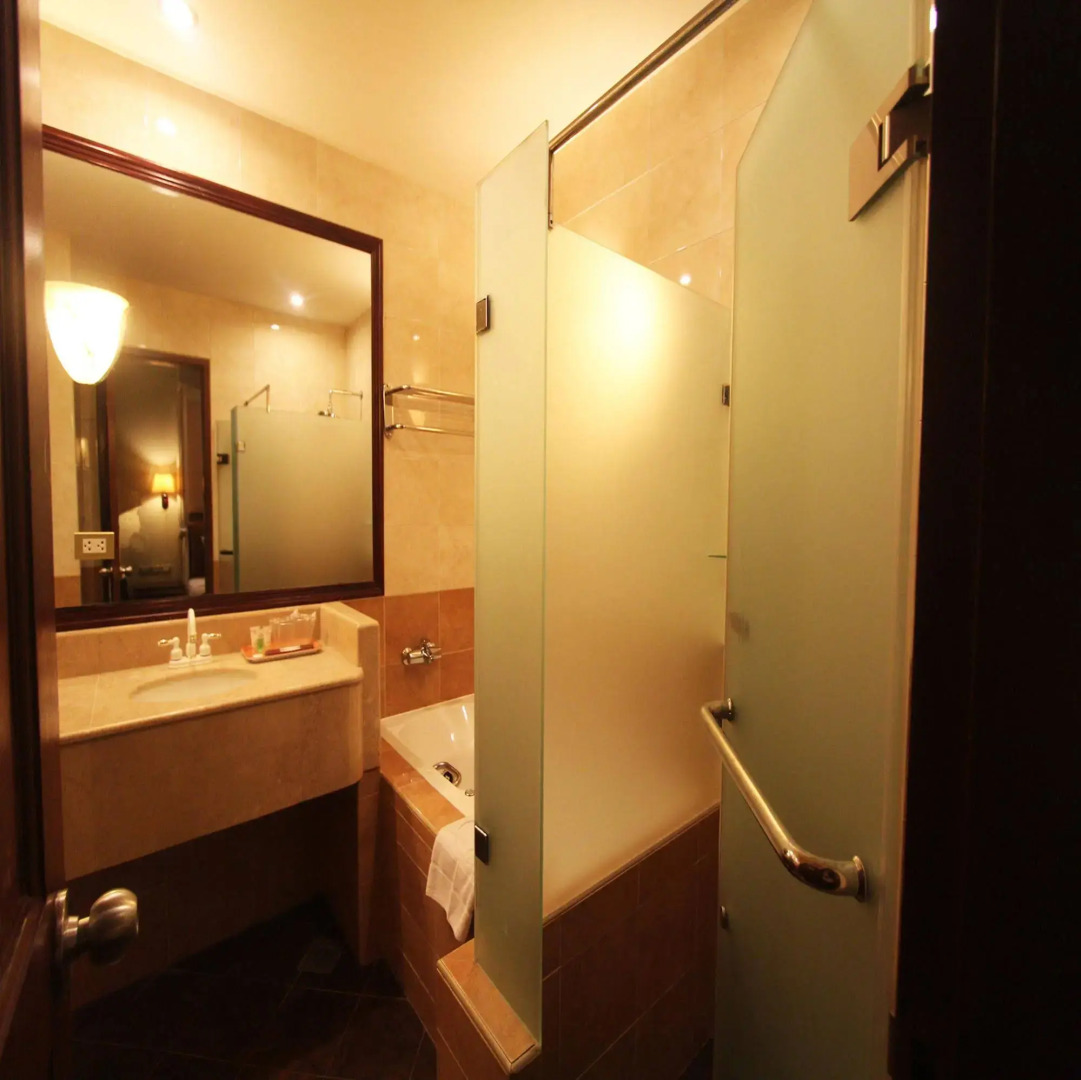 Foto - Sarrosa International Hotel and Residential Suites