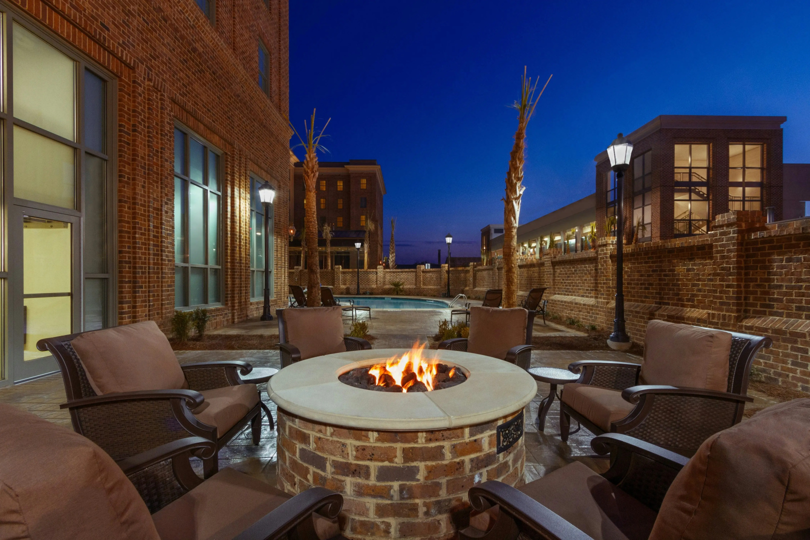Photo - Embassy Suites by Hilton Savannah