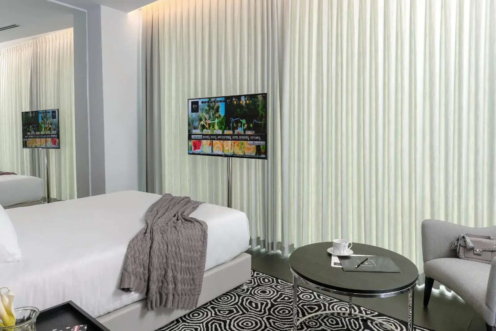 Photo - NYX Herzliya