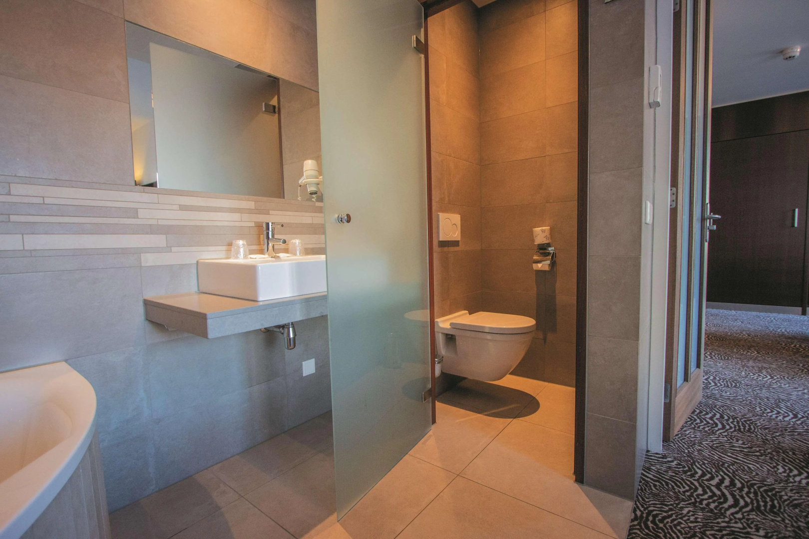 Photo - Golden Tulip West Ende