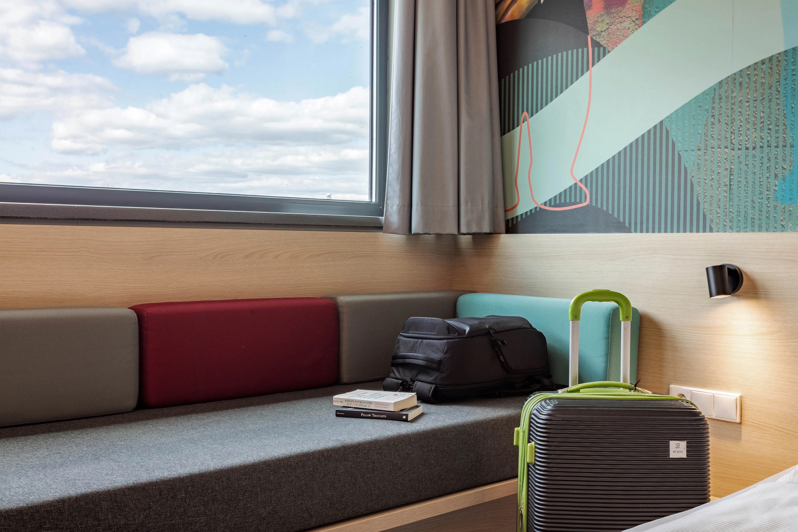 Photo - MEININGER Hotel Berlin Airport