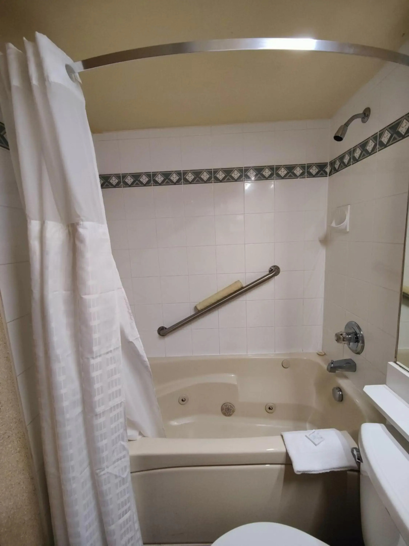 Photo - Opportune Hotel