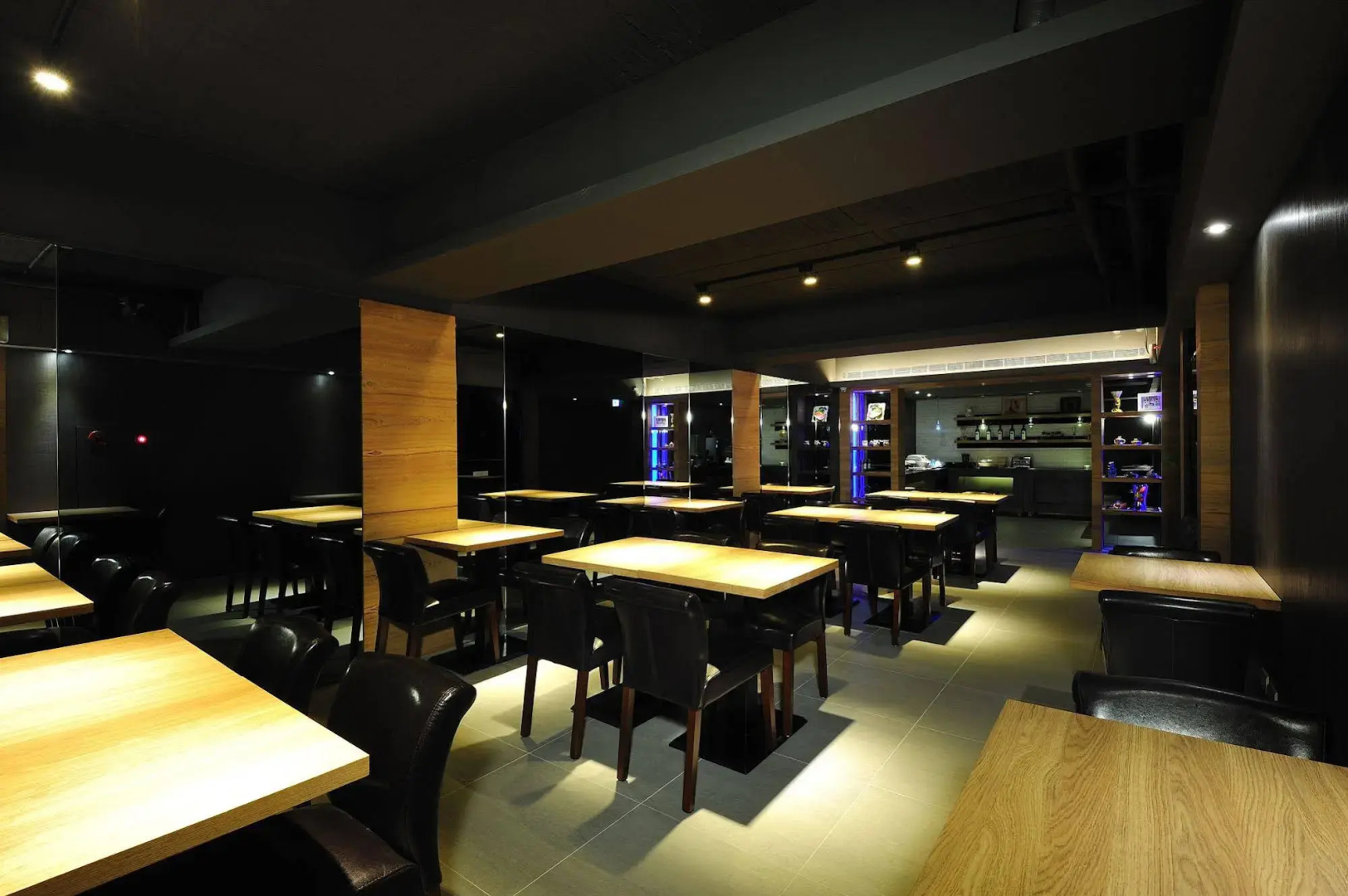 Foto - Forward Suites II