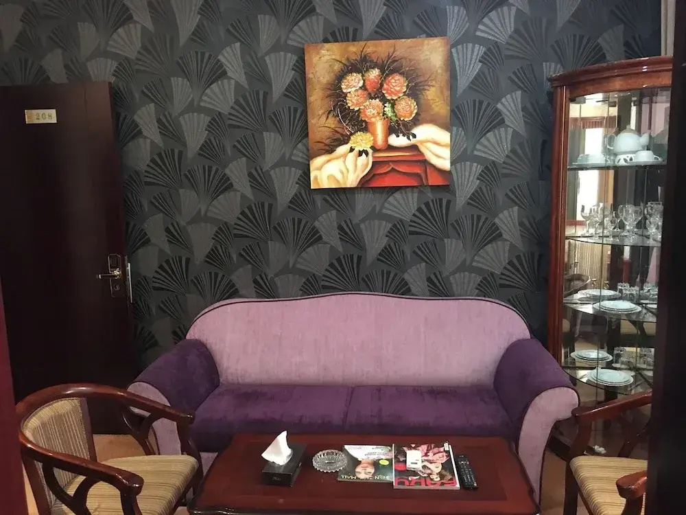 Photo - Royal Hotel