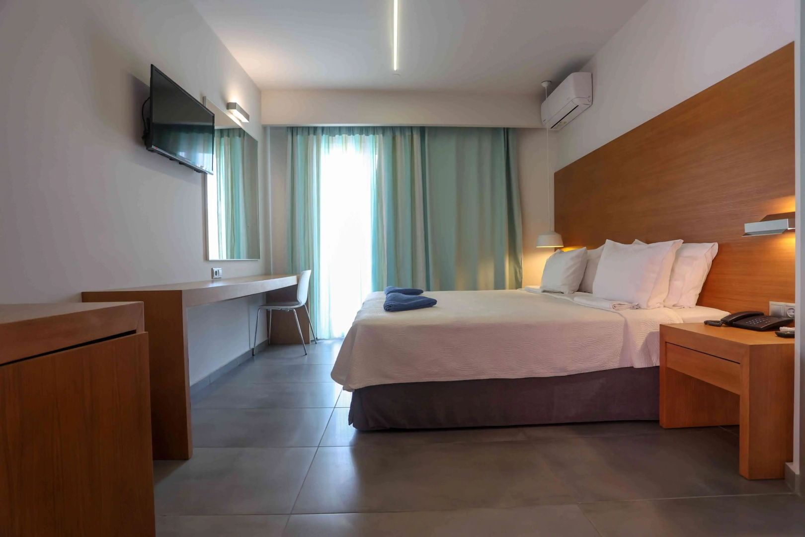 Photo - Petra Hotel