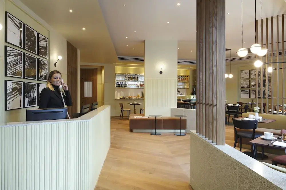 Foto - Rockwell East-Tower Bridge