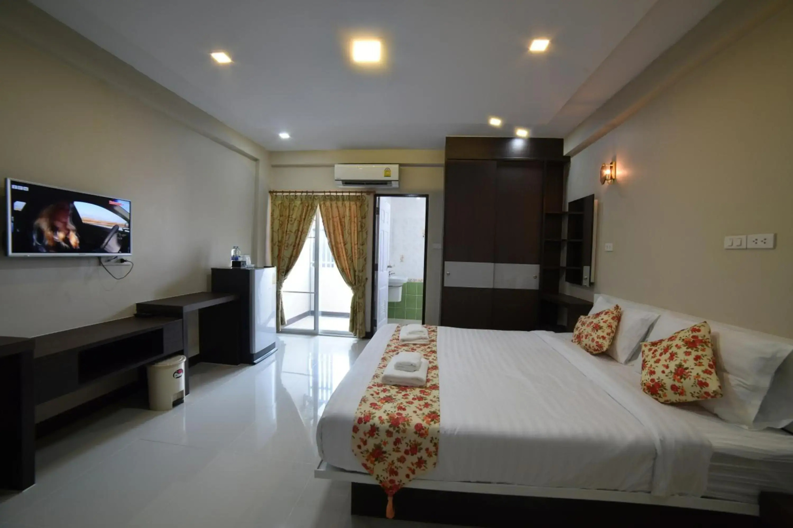 Photo - Gold Airport Suites
