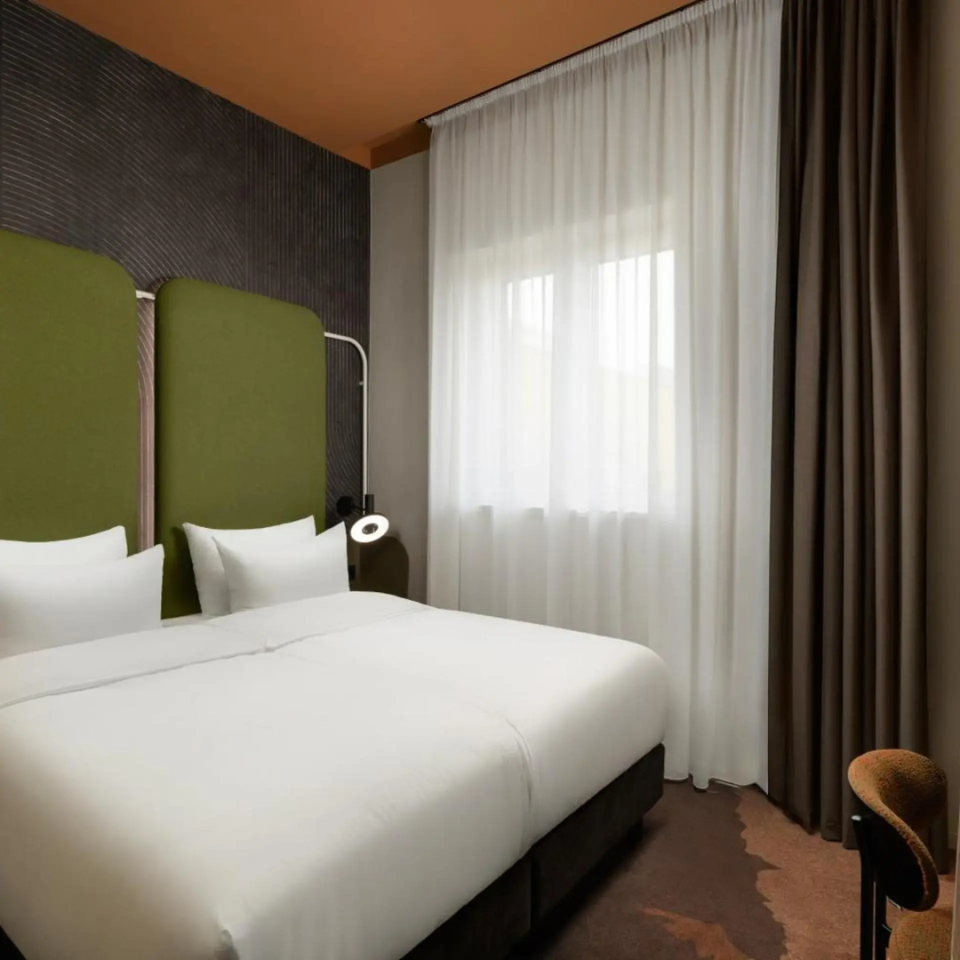 Photo - You Hotel Budapest - Handwritten Collection