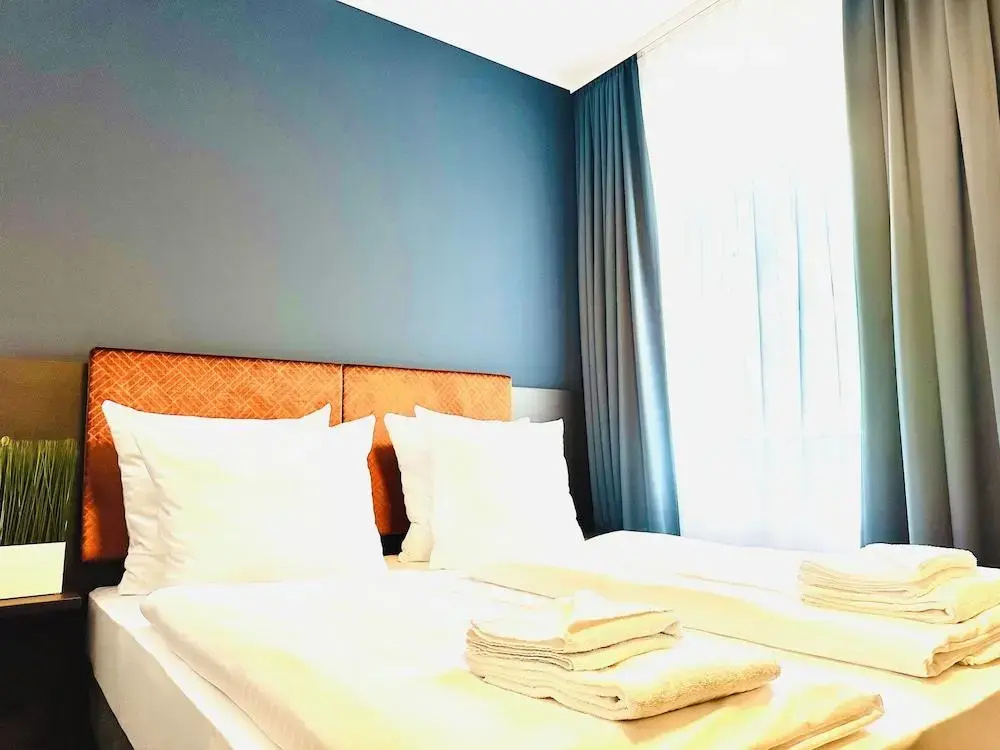 Photo - Arthotel Ambassador Wiesbaden - FREE PARKING