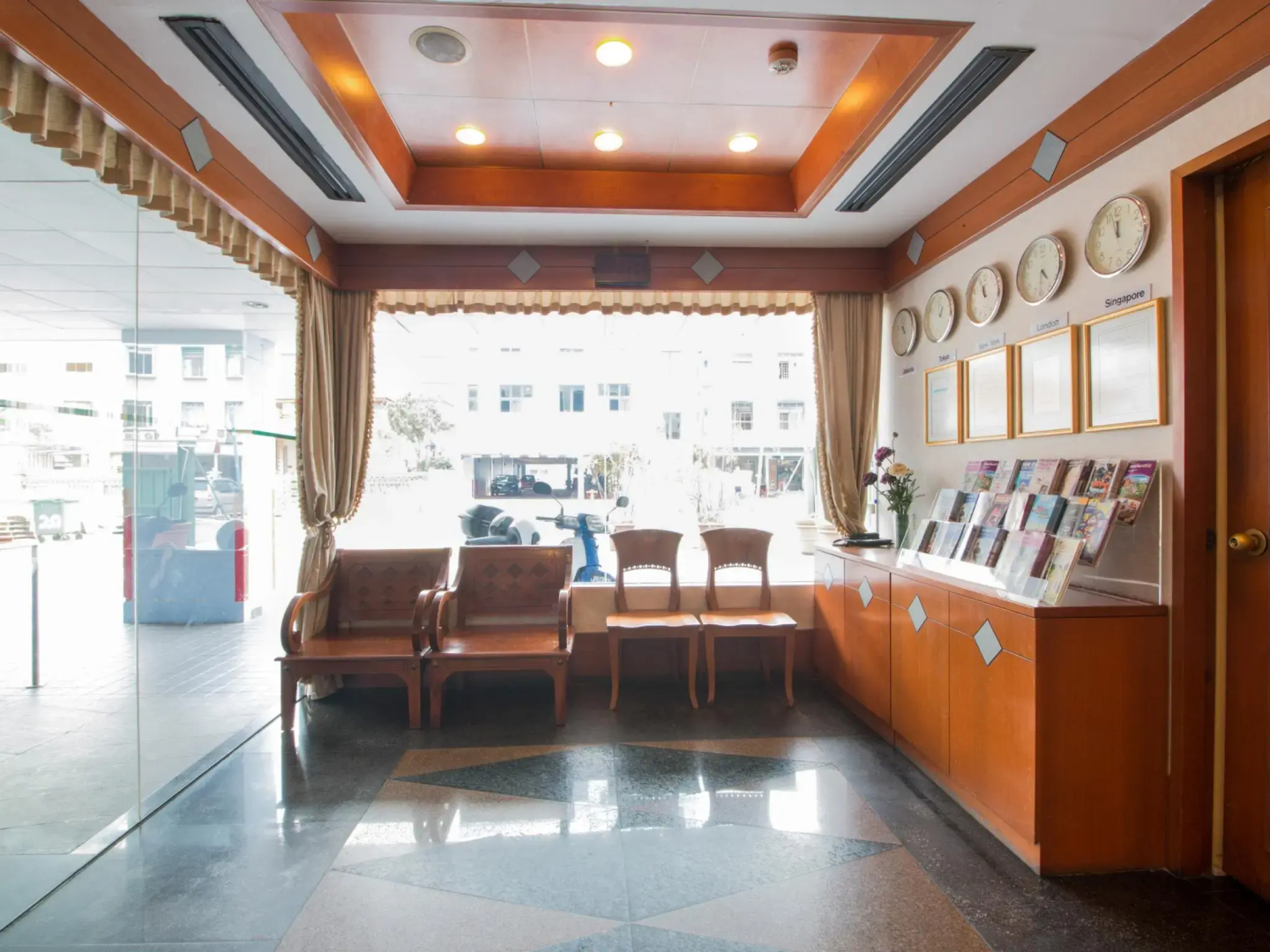 Photo - Hotel 81 Palace - NEWLY RENOVATED