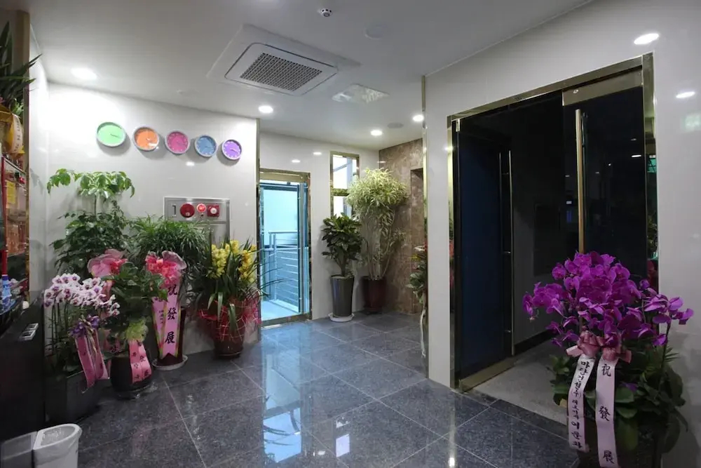 Photo - Hassen Sillim K2 Hotel