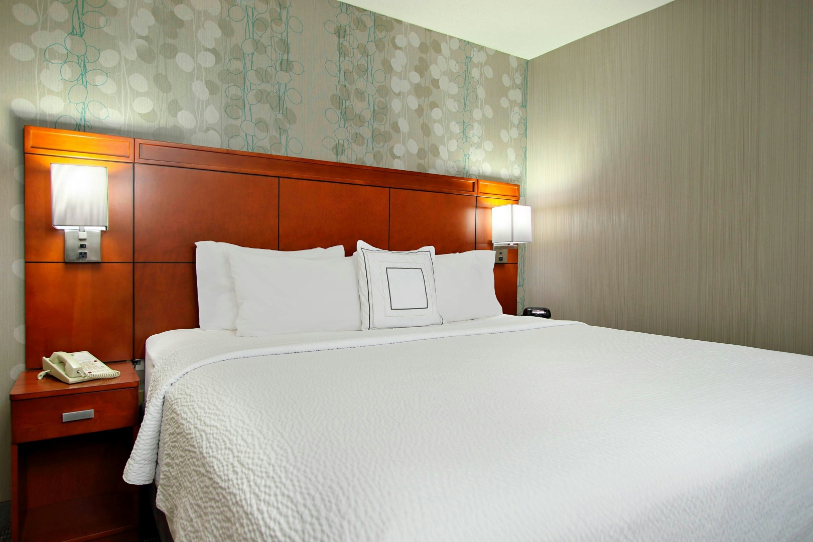 Photo - Courtyard by Marriott Oakland Downtown