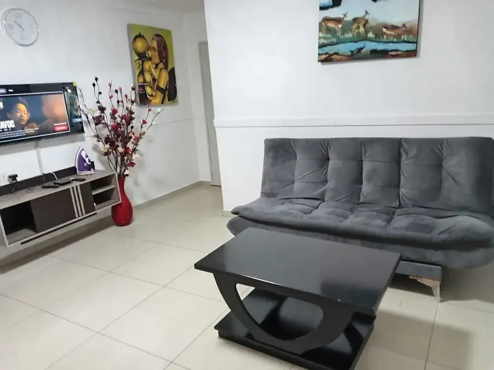 Foto - Gold Crown One Bedroom Self-Catering Apartment With NetFlix & YouTube