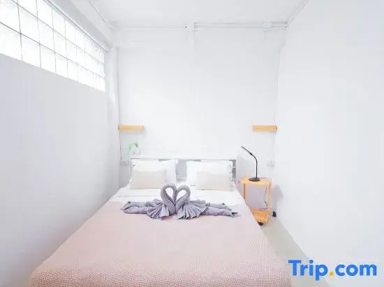 Photo - Ratchada Retreat Villa 2