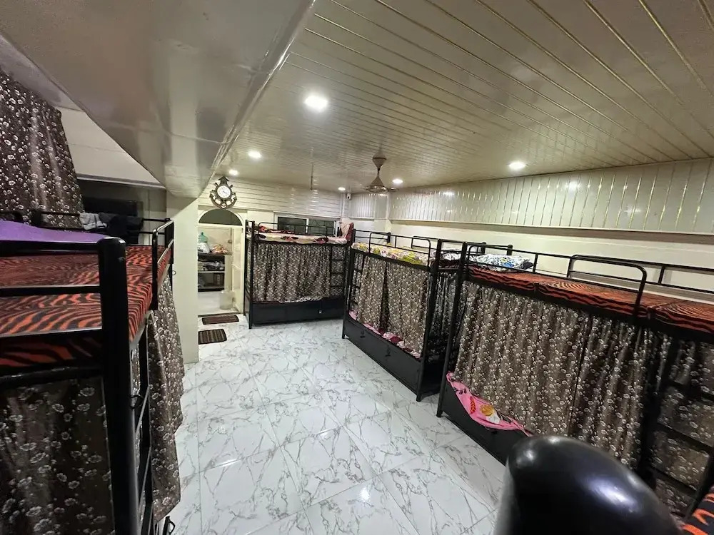 Photo - Balaji Dormitory In Andheri