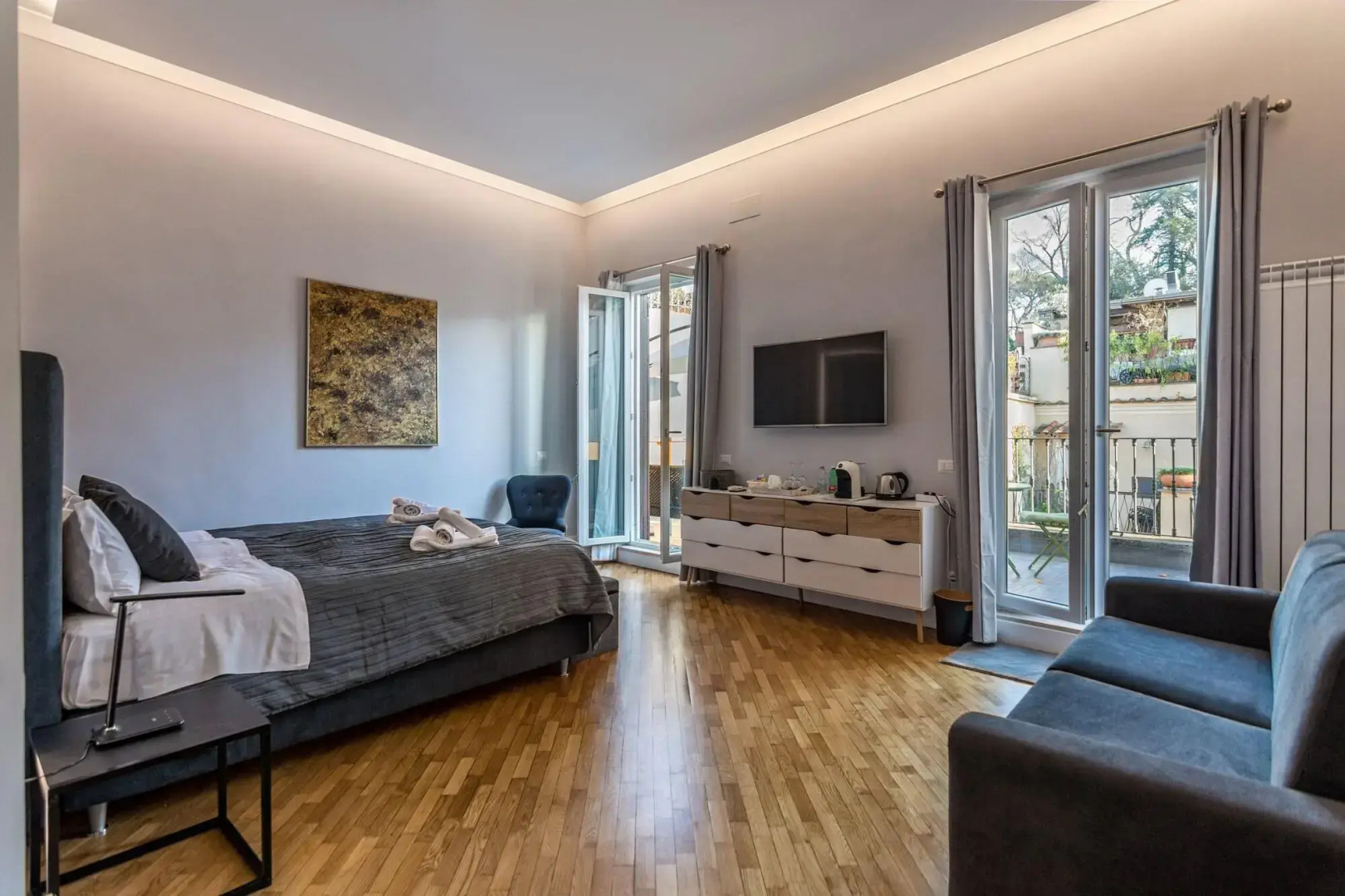 Photo - President Gardens