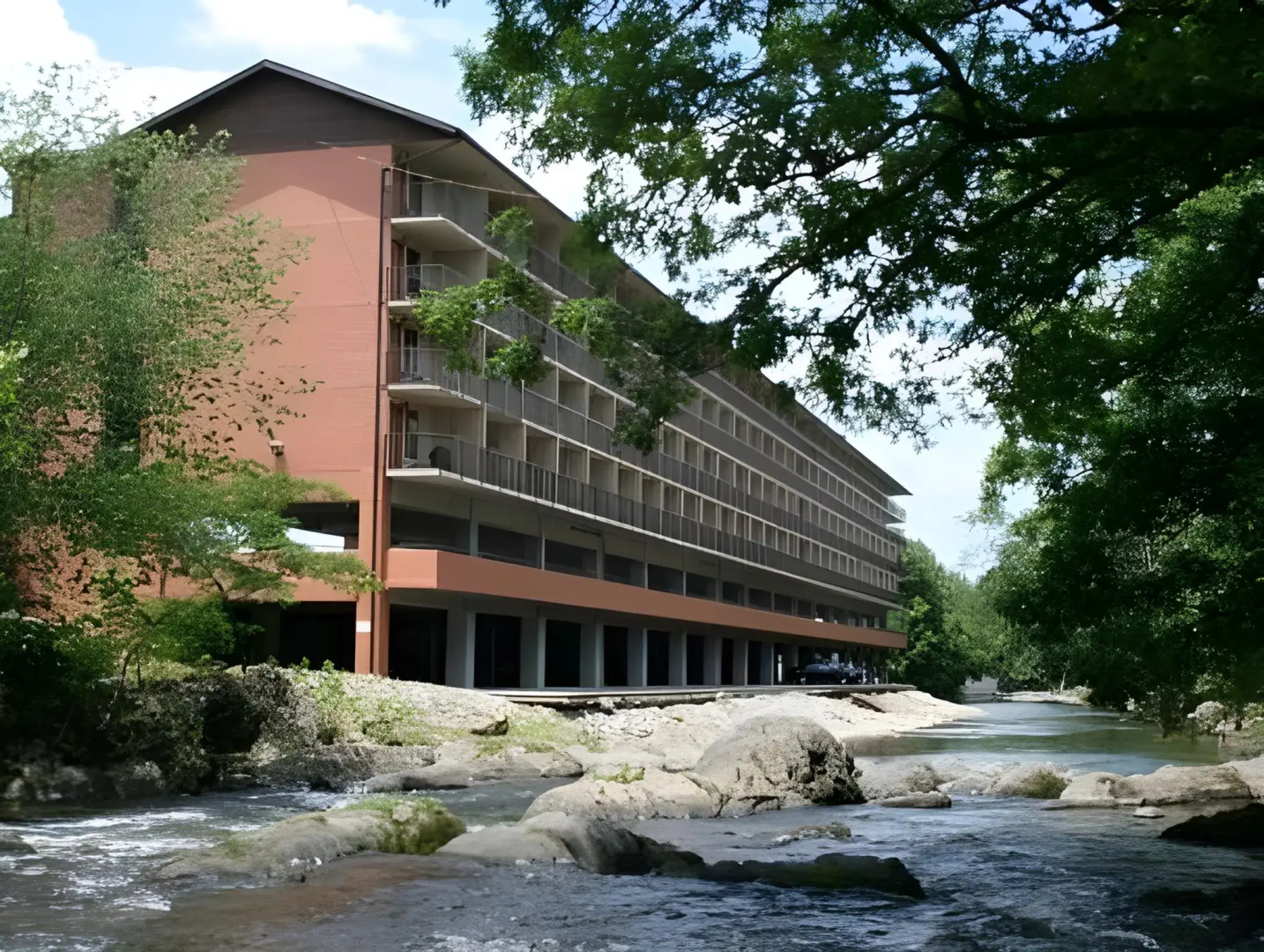 Photo - Creekstone Inn