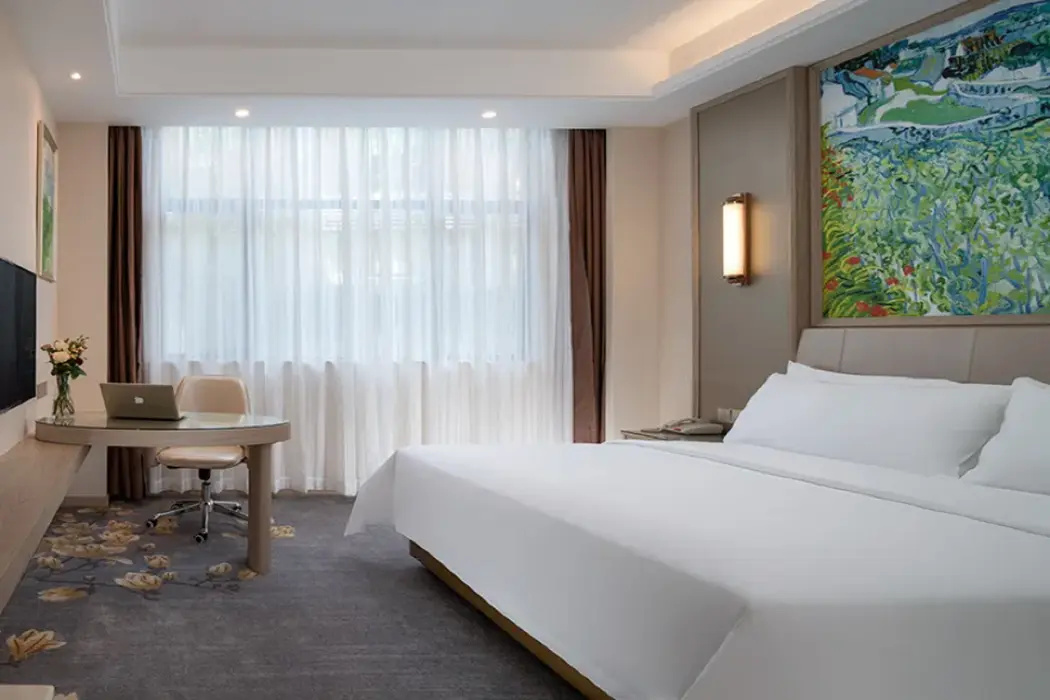 Vienna Hotel (Shenzhen Pingshan High-Speed Railway Station Pingshan Bonded Zone North Gate)