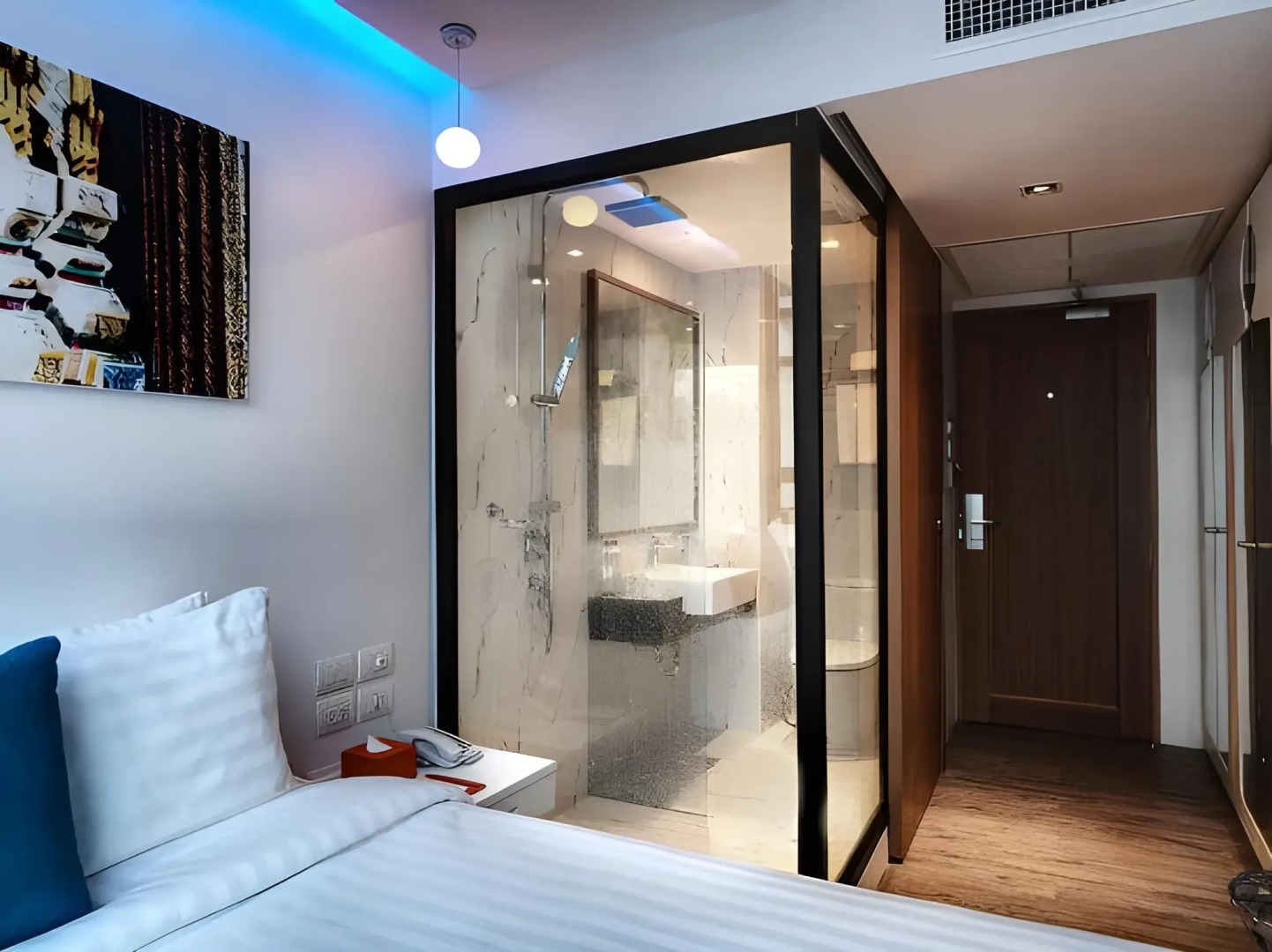 Photo - S Box Sukhumvit Hotel