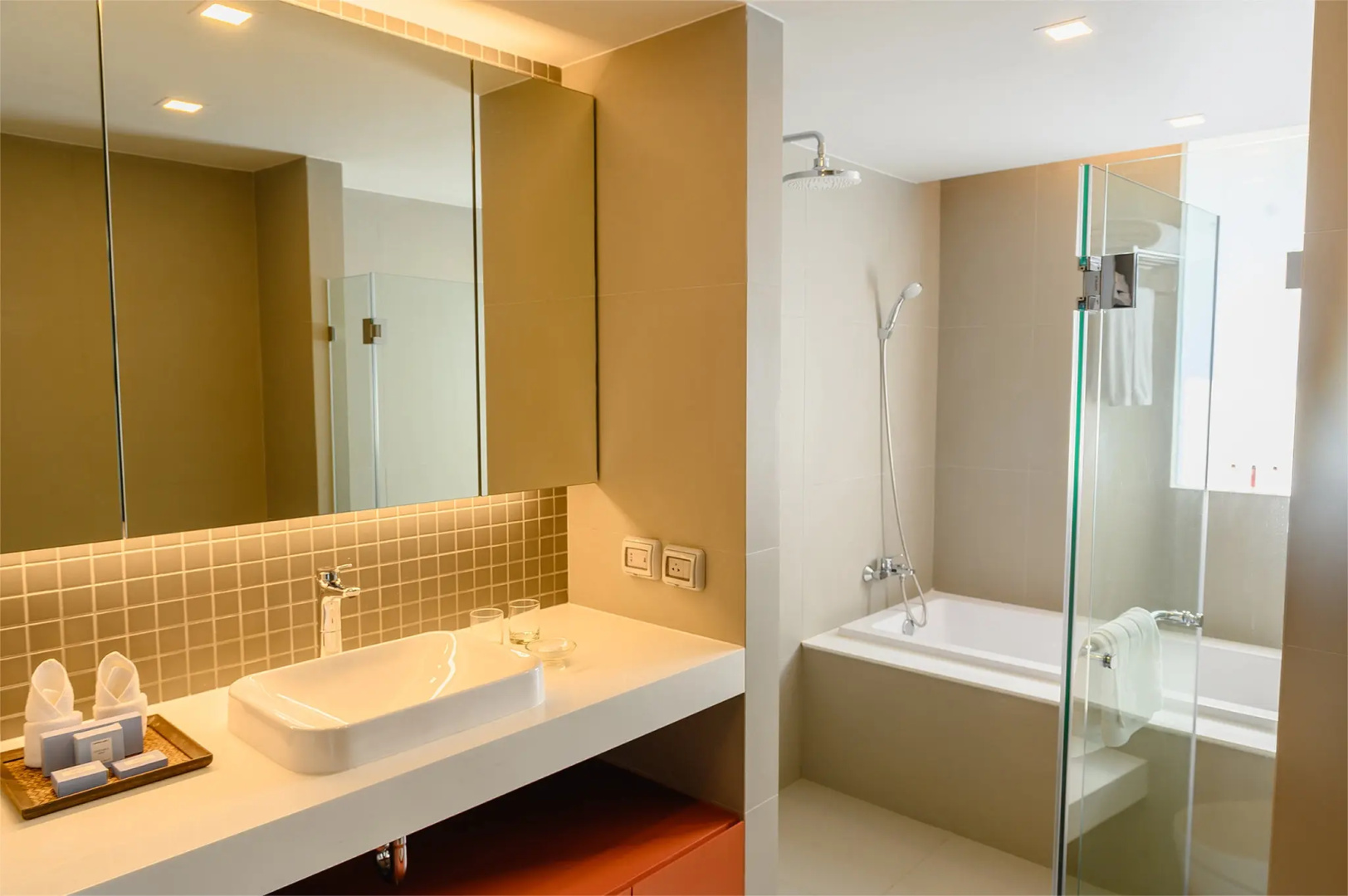 Photo - Oakwood Residence Sukhumvit Thonglor Bangkok