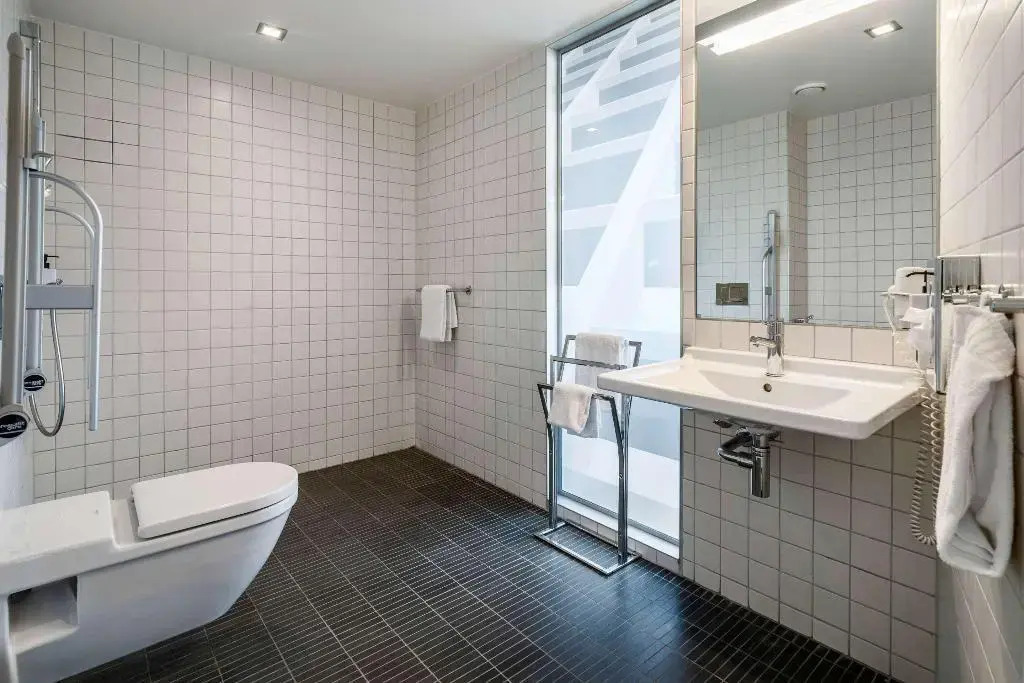 Photo - Quality Hotel 33