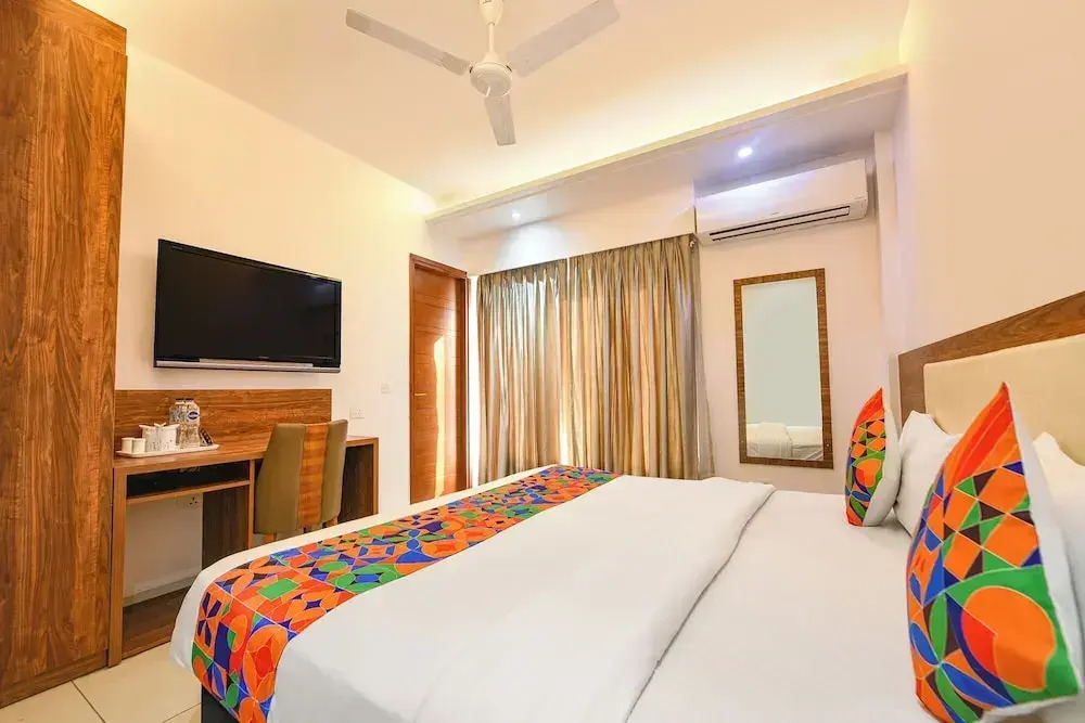 Foto - FabHotel Silver Oak BnB - Nr Yashobhoomi Convention Centre