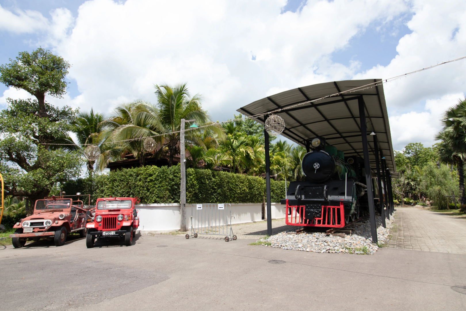 Photo - Royal Train Garden Resort