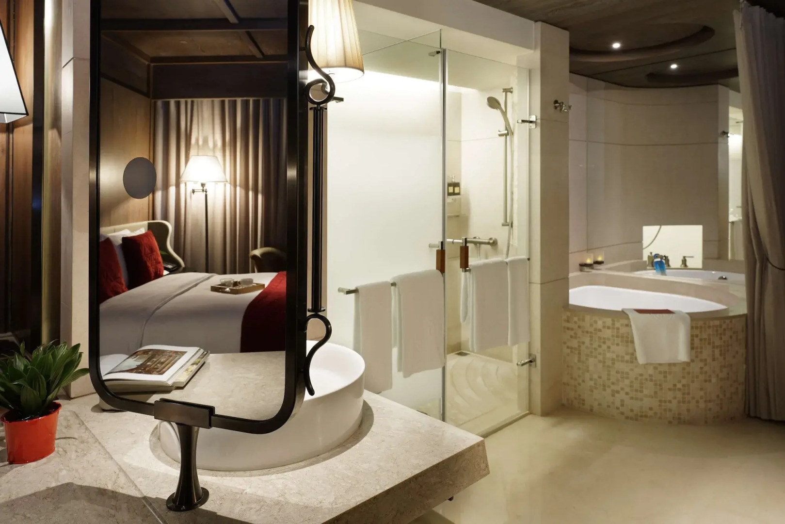 Photo - Palais de Chine Hotel
