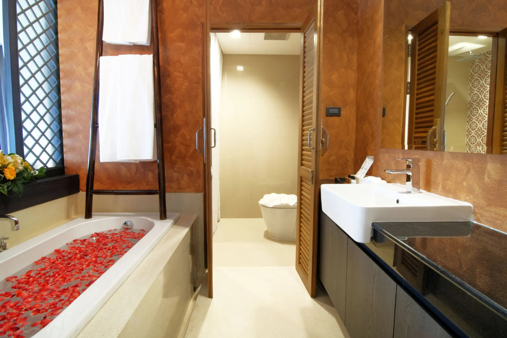 Photo - Tapae Gate Villa