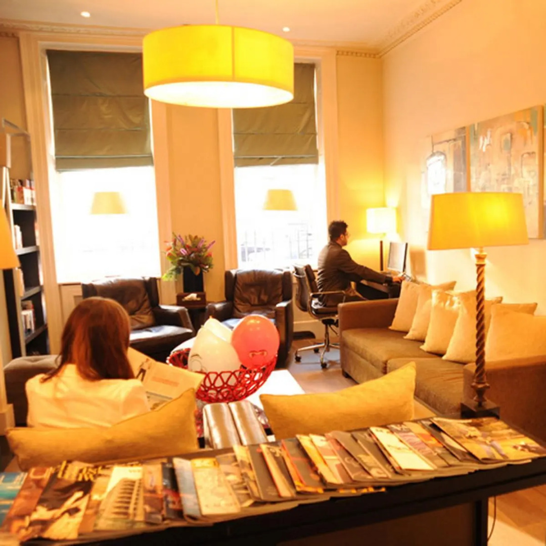 Photo - The Sumner Hotel