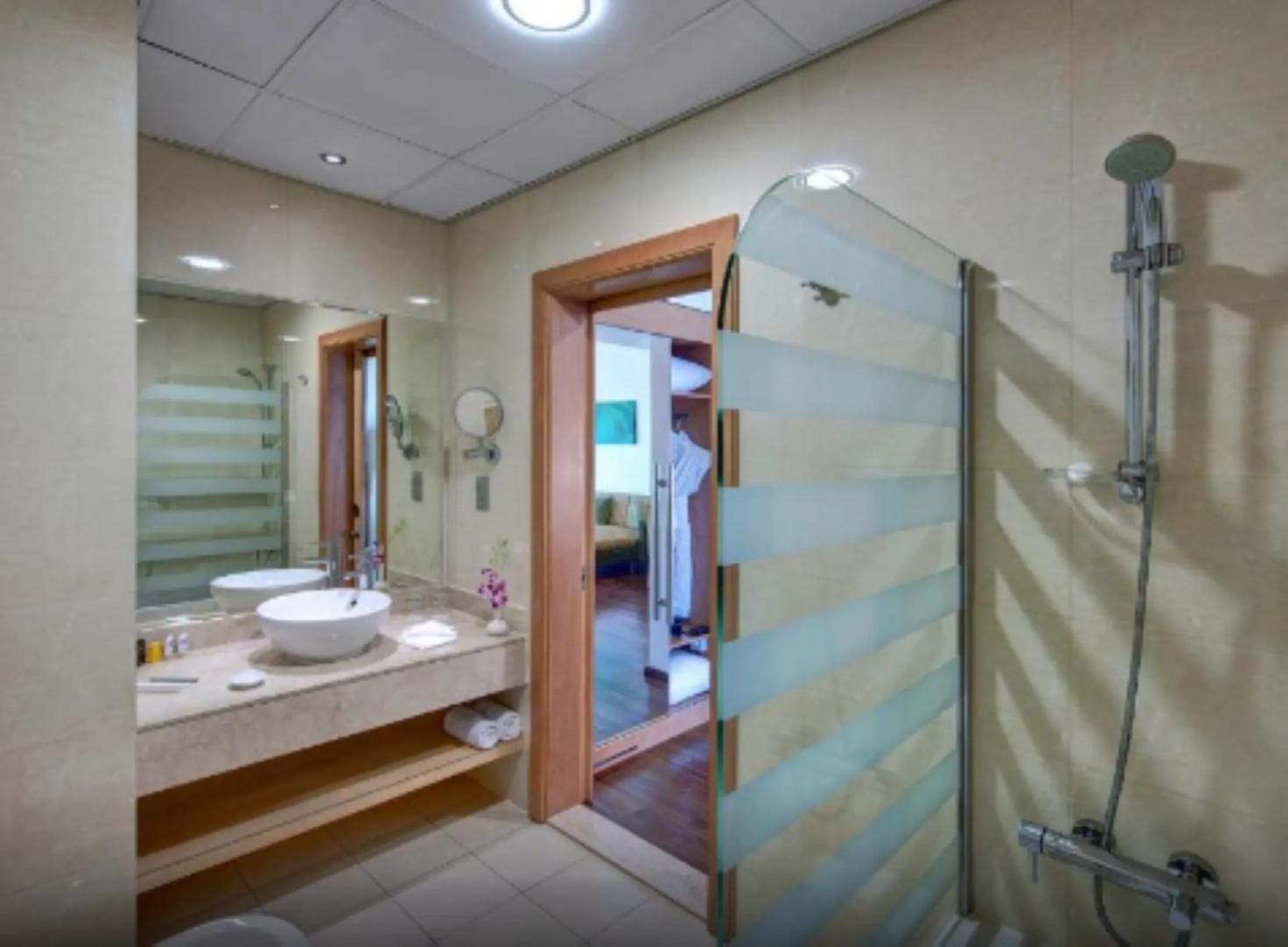 Photo - Al Khoory Executive Hotel