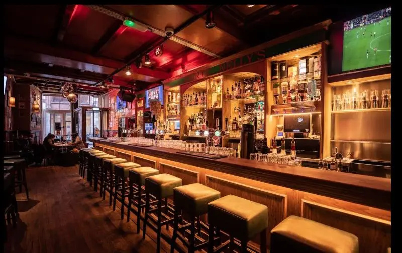 Foto - Durty Nelly's Inn