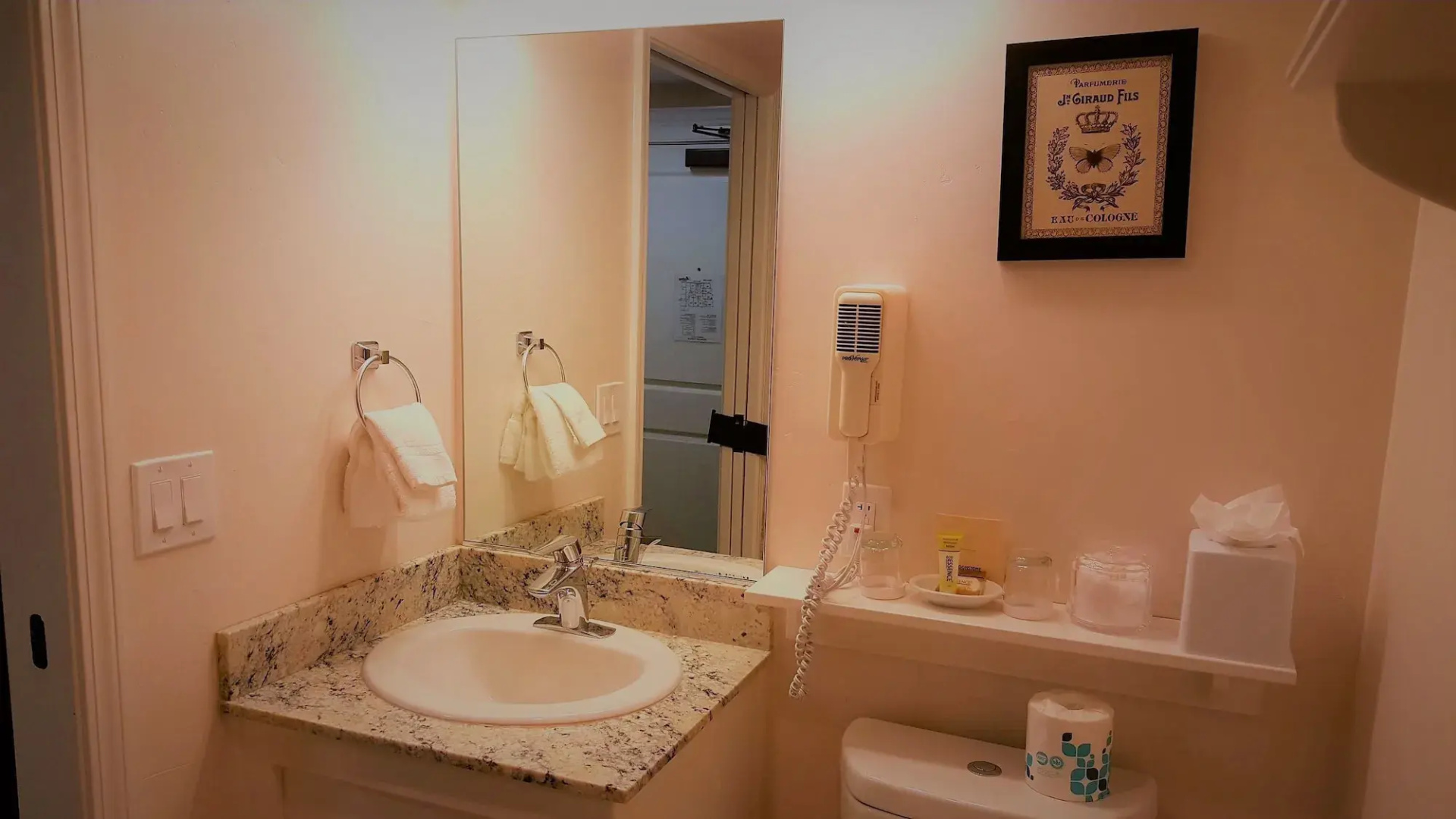 Foto - The Monterey Hotel